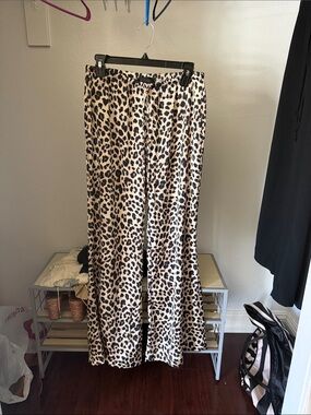 Zara Beige and Black Leopard Print Wide-Leg Pants